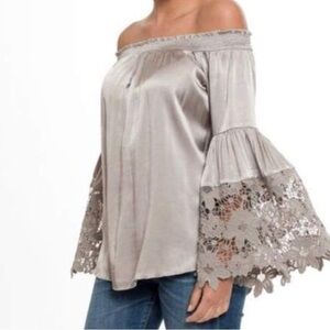 Anthro’s Muche et Muchette Satin Jolie Blouse, Excellent Condition, Size Large